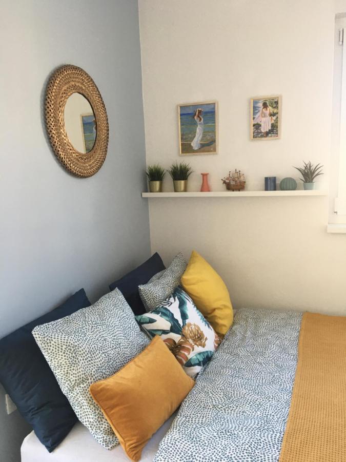 Banjol Apartment Ivetka מראה חיצוני תמונה