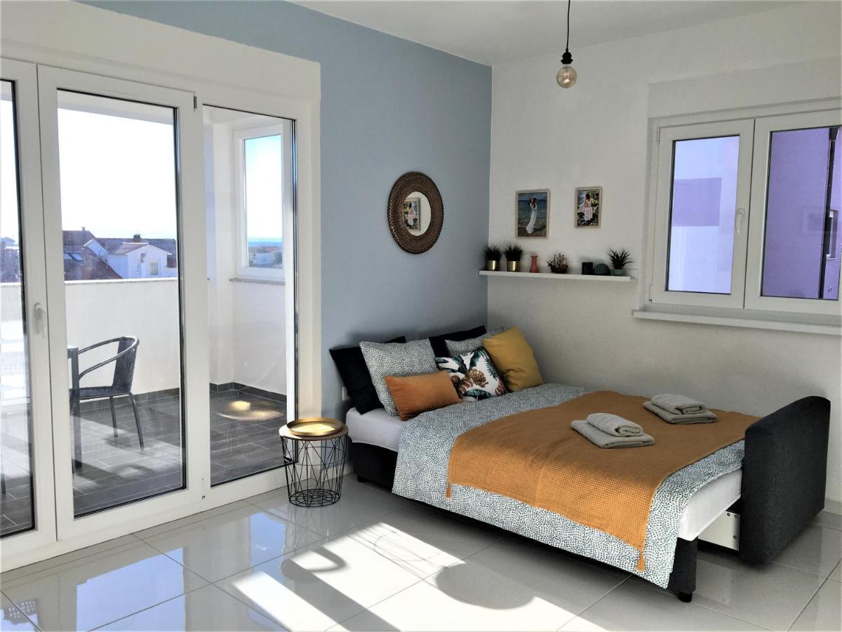 Banjol Apartment Ivetka מראה חיצוני תמונה